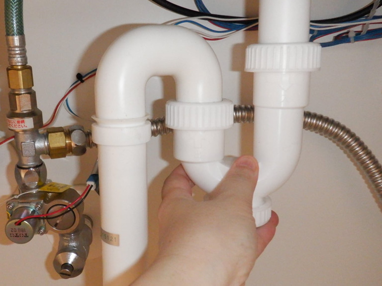 建物診断（インスペクション）給排水漏水確認｜KiTaku design - キタクデザイン -